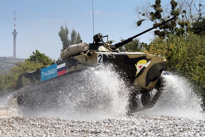Xe tăng Trung Quốc đâm xe tăng Iran tại cuộc thi ở Nga - ảnh 2