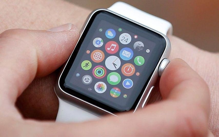 Apple, Apple Watch 2, Táo khuyết