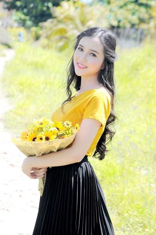 Nhan sắc 5 thiếu nữ miền Tây vào chung kết Hoa hậu Việt Nam