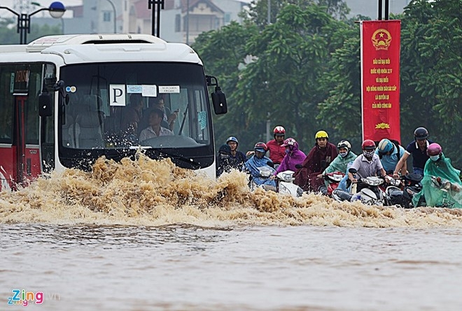 Mien Bac mua dong, nguy co sat lo dat tai vung nui hinh anh 1