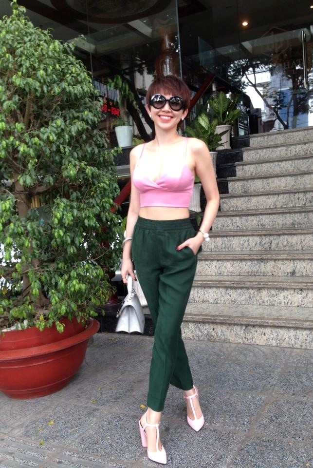 Toc Tien va mau hong pastel quyen ru hinh anh 9