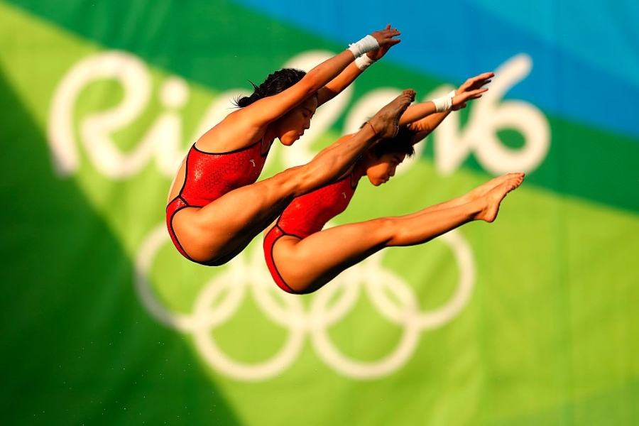 VDV Trung Quoc gianh HCV Olympic o be nuoc doi mau la hinh anh 6
