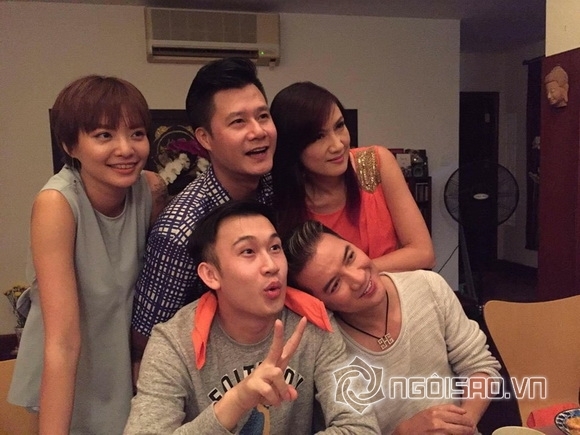 Mr Đàm tham quan nhà Quang Dũng 2