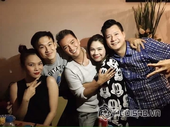 Mr Đàm tham quan nhà Quang Dũng 2