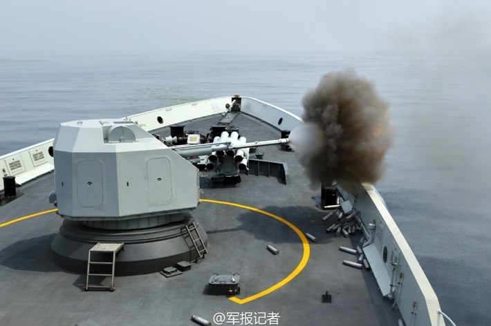 Nhan dien tau chien Type 051B Trung Quoc tung ra Bien Dong-Hinh-10
