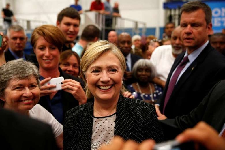 hillary clinton tuyen bo se dau tranh voi trung quoc hinh anh 1