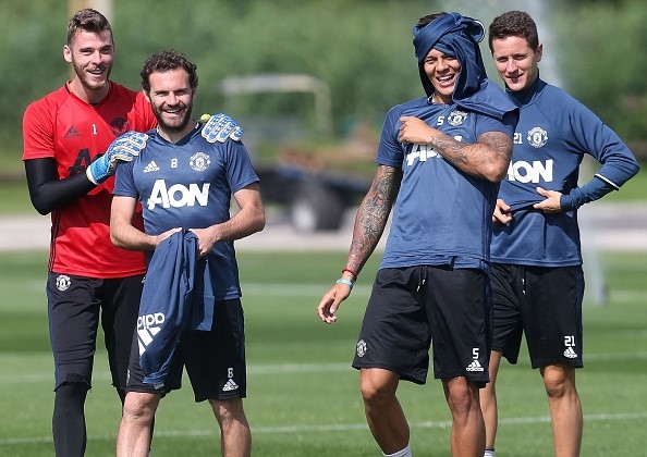 Pogba rang ro trong buoi tap dau tien o MU hinh anh 6