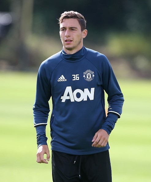Pogba rang ro trong buoi tap dau tien o MU hinh anh 7