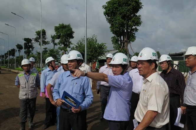 Chủ tịch UBND TP Nguyễn Thành Phong kiểm tra tiến độ dự án BV Nhi đồng TP /// Trung Hiếu