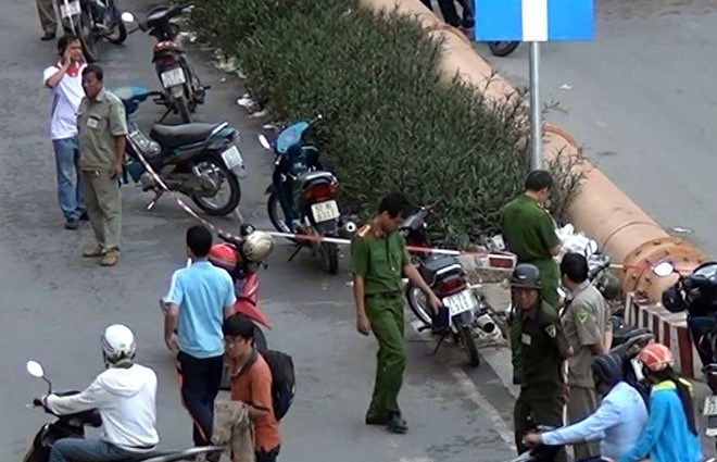 Mau thuan tinh cam, nam thanh nien bi dam trong thuong hinh anh 1