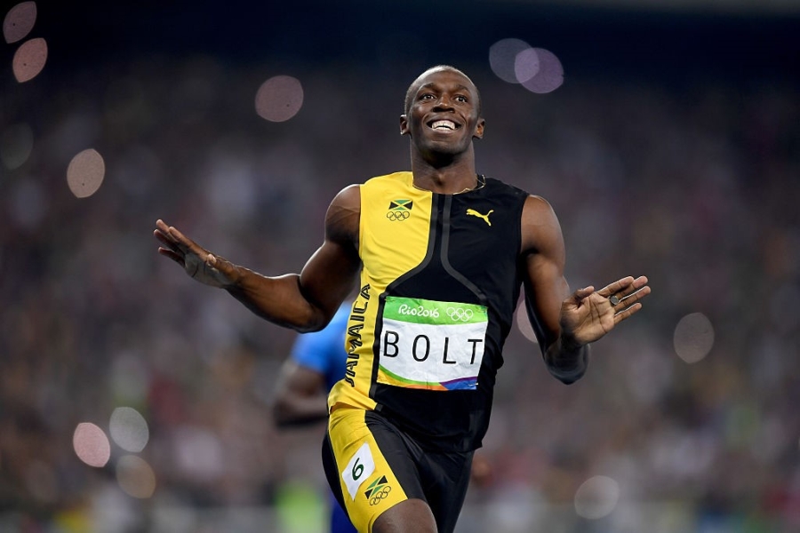 Bolt quay lai nhin doi thu khi ve nhat tao cam xuc o Olympic hinh anh 3