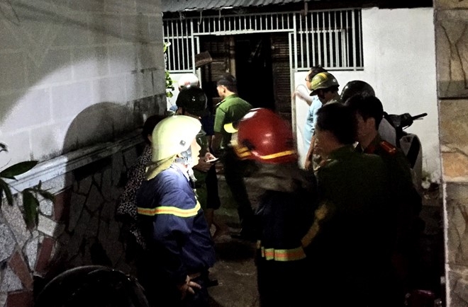 Cu ba bi liet nghi tu van bang xang o Sai Gon hinh anh 2