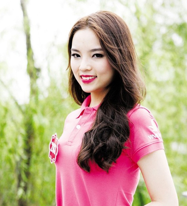 nhan sac bat on cua hoa hau ky duyen sau 2 nam dang quang hinh anh 2