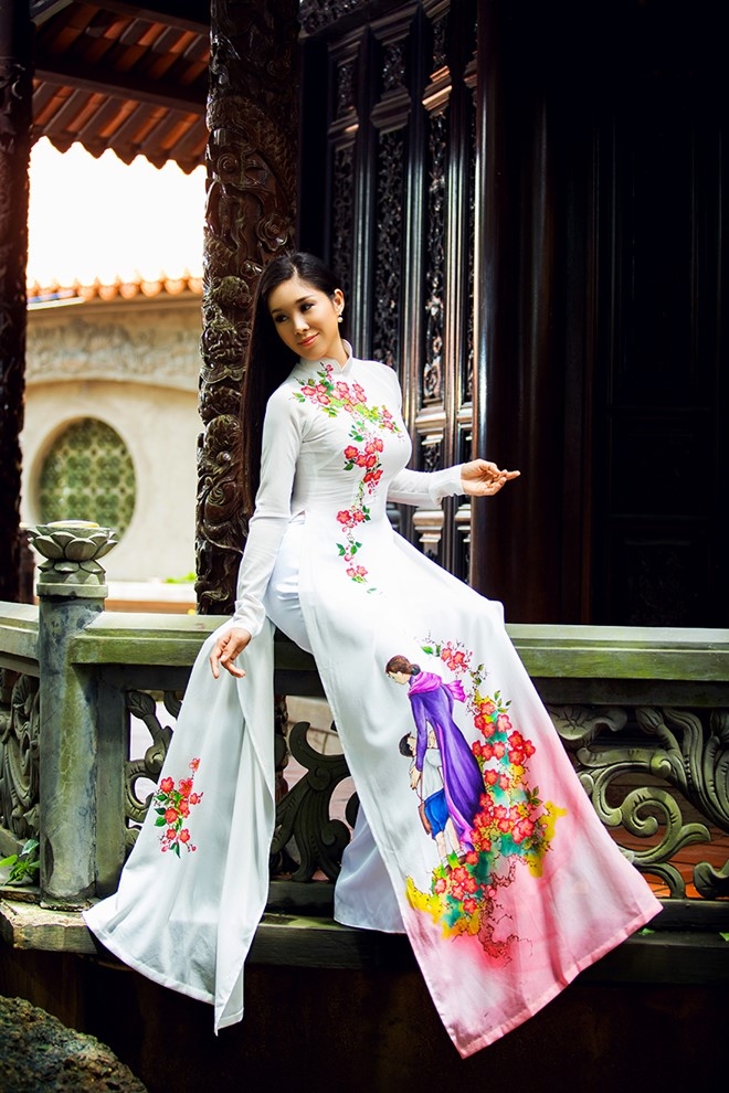 Le Phuong goi y mau ao dai dip Vu Lan hinh anh 3