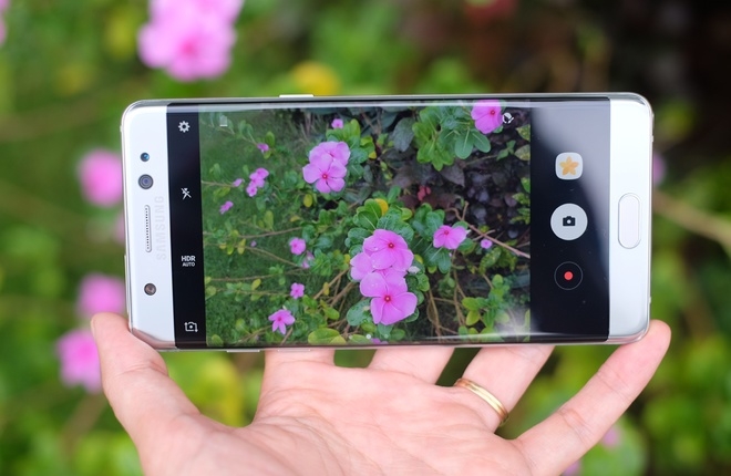 Mở hộp Galaxy Note 7 sắp bán ở Việt Nam