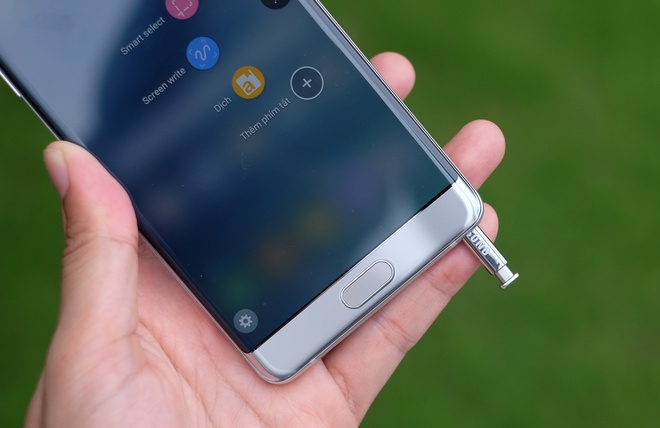 Mở hộp Galaxy Note 7 sắp bán ở Việt Nam