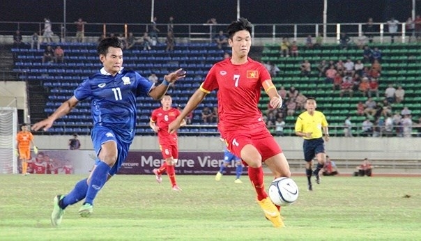 U.19 Việt Nam (đỏ) sẽ tái ngộ đối thủ đầy duyên nợ Thái Lan  /// Minh Tú