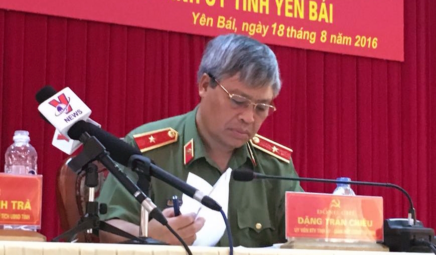 Thiếu tướng Đặng Trần Chiêu - Giám đốc Công an tỉnh Yên Bái - tại buổi họp báo chiều 18/8.