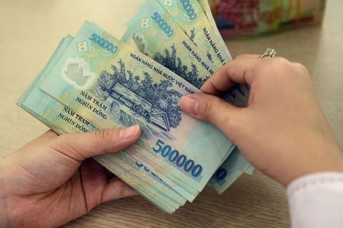 Nguoi phu nu o Sai Gon bao mat 2,2 ty sau cuoc dien thoai hinh anh