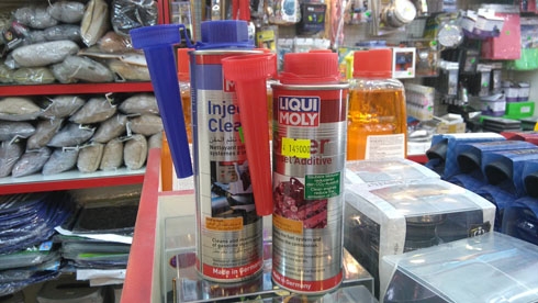 luu-y-khi-dung-phu-gia-lam-sach-kim-phun-buong-dot-2