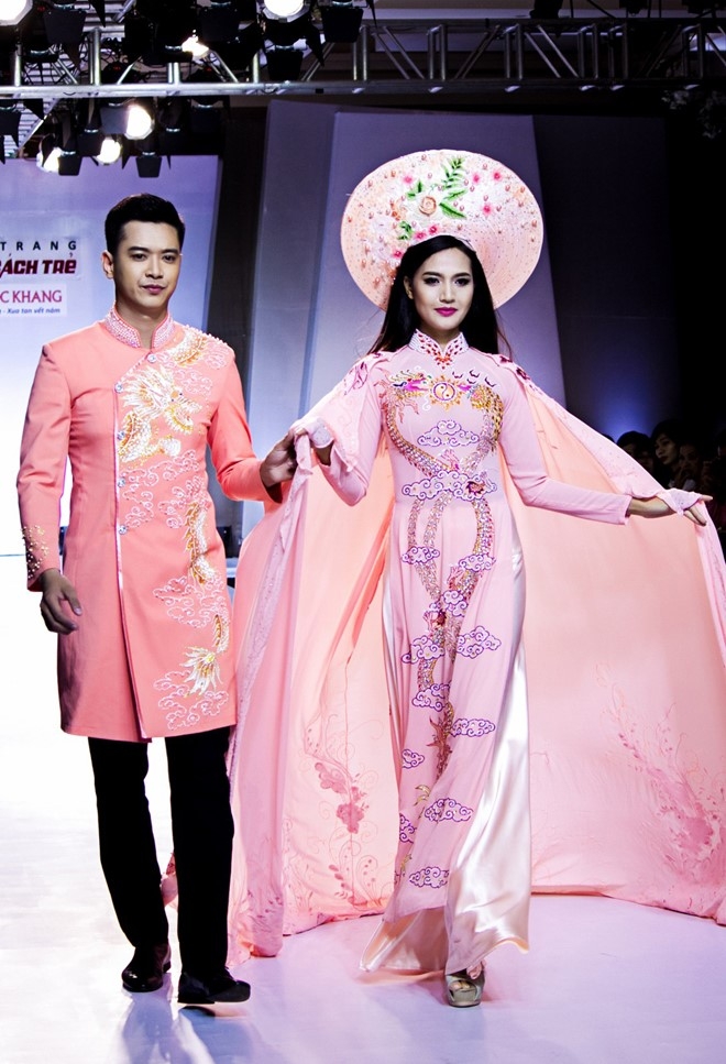 Lan Khue tro lai san catwalk sau nhieu thang vang bong hinh anh 9