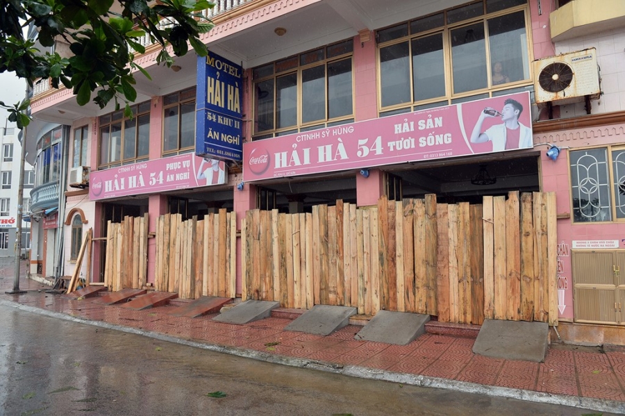 Nguoi dan Nam Dinh, Hai Phong chuan bi ung pho bao so 3 hinh anh 16