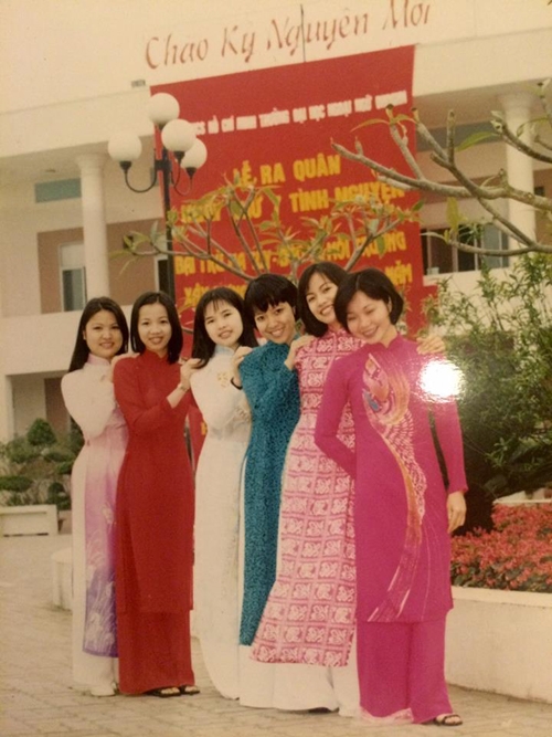 ban-be-tiet-lo-hinh-anh-20-nam-truoc-cua-mc-thao-van-3