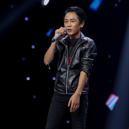 Cau be hat hoi cho kiem tien toa sang tai The Voice Kids hinh anh 2