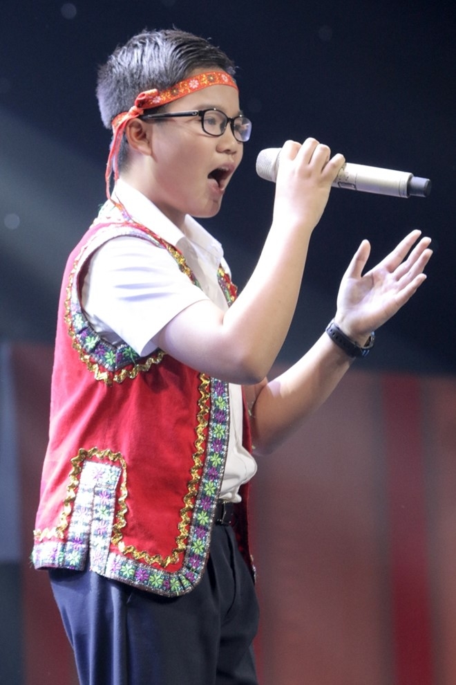 Cau be hat hoi cho kiem tien toa sang tai The Voice Kids hinh anh 9