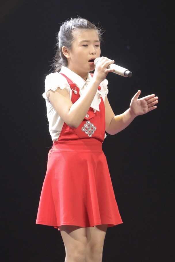 Cau be hat hoi cho kiem tien toa sang tai The Voice Kids hinh anh 10