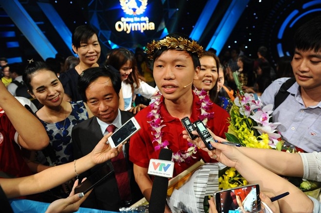 Giot nuoc mat cua tan vo dich Duong len dinh Olympia hinh anh 2