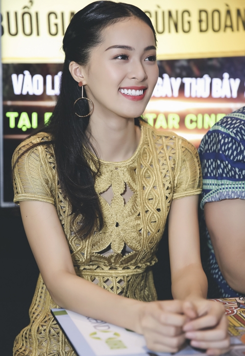 co-tam-ha-vi-dien-vay-hieu-tram-trieu-di-su-kien-6