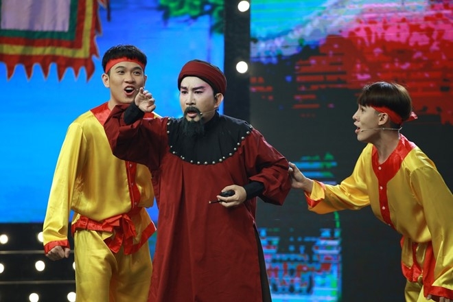 Trang Nhung phan phao Phuong Thanh tren ghe nong hinh anh 8