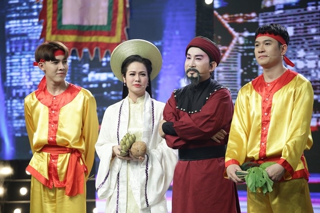 Trang Nhung phan phao Phuong Thanh tren ghe nong hinh anh 10