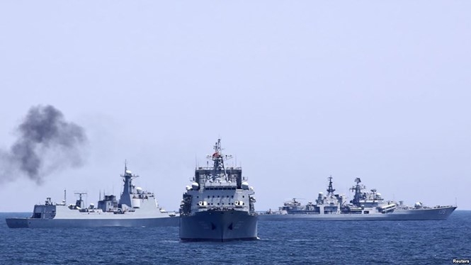 Nga và Trung Quốc từng tập trận chung trên biển Hoa Đông vào năm 2014 /// Reuters