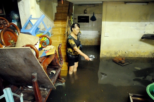 sau bao 5 ngay, nguoi ha noi van phai “di cu” vi ngap hinh anh 10