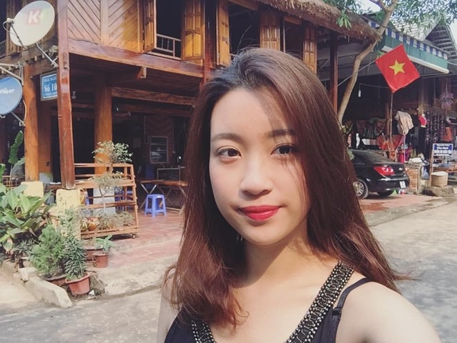 Ung vien sang gia Hoa hau Viet Nam xinh xan o doi thuong hinh anh 3