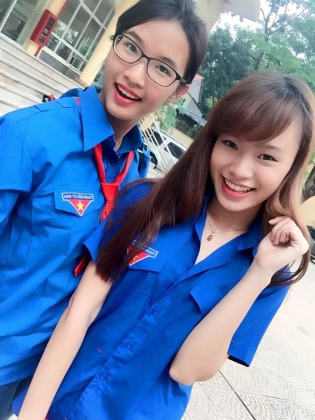 Ung vien sang gia Hoa hau Viet Nam xinh xan o doi thuong hinh anh 5