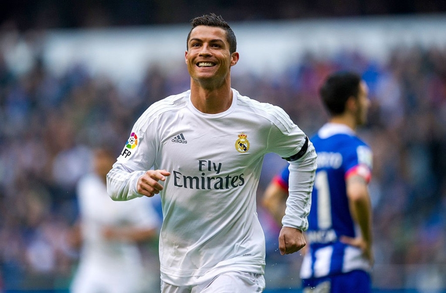 Ronaldo, Messi va Neymar sat canh o doi hinh hay nhat 2016 hinh anh 10