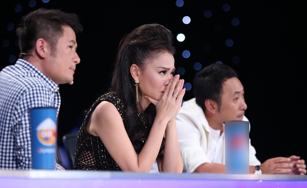 giam-khao-vn-idol-tiec-nuoi-chia-tay-chang-trai-ban-bun-bo-12