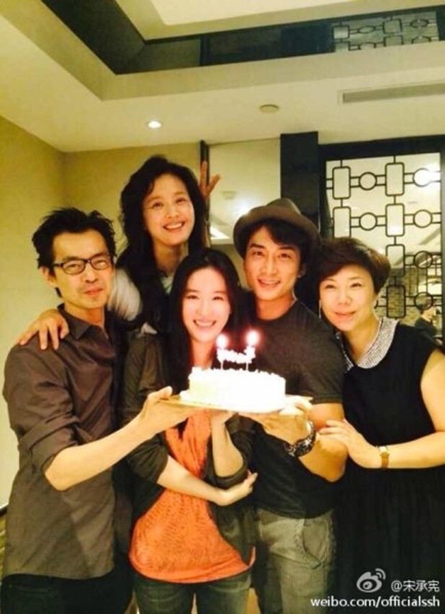 Song Seung Hun bi don tho o voi Luu Diec Phi hinh anh 2