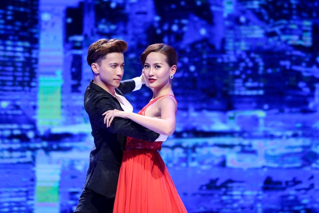The Face: Phạm Hương ngỡ ngàng khi Hồ Ngọc Hà tự loại chính team mình - Ảnh 7.