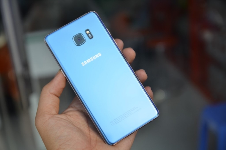 Mo hop Galaxy Note 7 mau xanh gia 21,9 trieu tai VN hinh anh 8