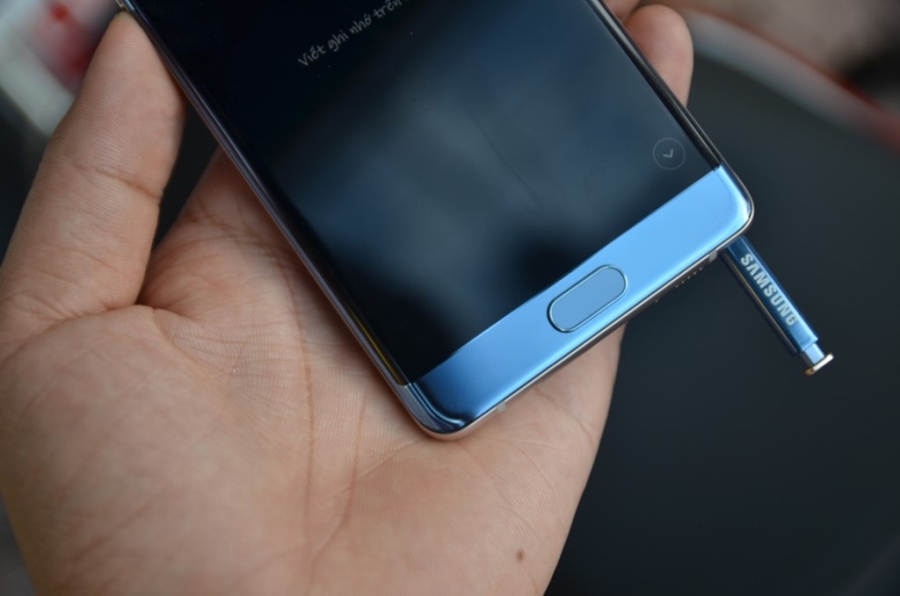 Mo hop Galaxy Note 7 mau xanh gia 21,9 trieu tai VN hinh anh 10