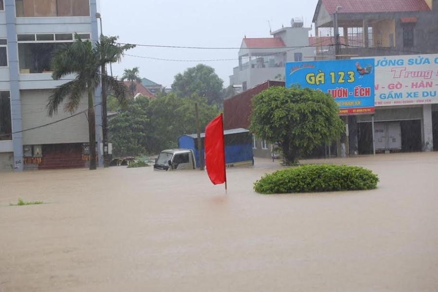 mưa lớn, ngập lụt, phố thành sông, tin thời tiết, dự báo thời tiết, vĩnh yên, vĩnh phúc, hải dương