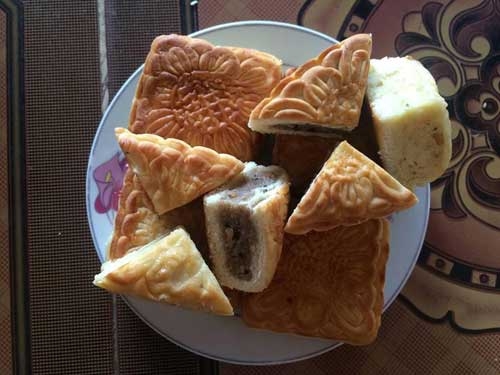 bánh trung thu, trung thu, bánh nướng, bánh dẻo, bánh trung thu giá rẻ, bánh trung thu nổi tiếng, bánh trung thu ngon, cách làm bánh trung thu