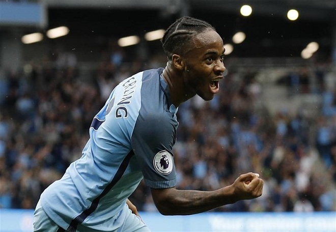 Chơi hay, Sterling vẫn bị 'ném đá' vì kiểu tóc 'SIÊU DỊ'