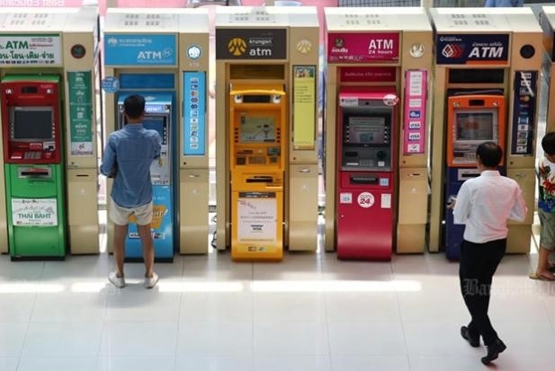 Thai Lan dong cua hon 3.000 ATM vi trom hinh anh 1