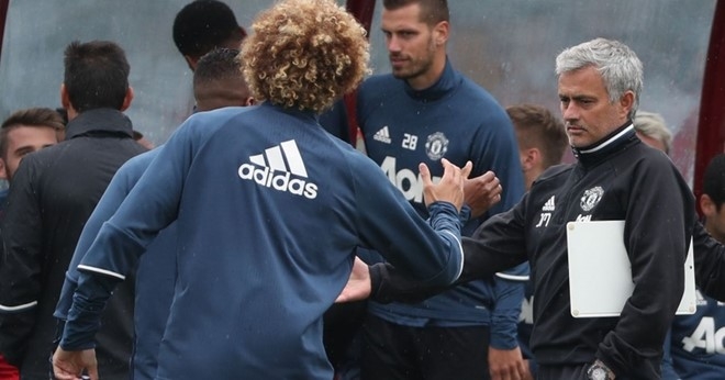 Khong so Man City, MU chi so thieu Fellaini hinh anh 1