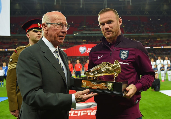 chum anh: rooney va nhung cot moc thang tram cung dt anh hinh 12